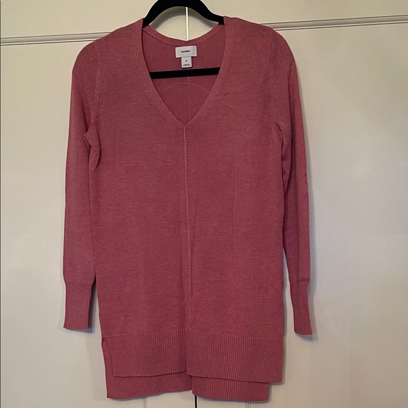 Old Navy Sweaters - Old Navy Women's V-Neck Tunic Sweater - Dusty Rose